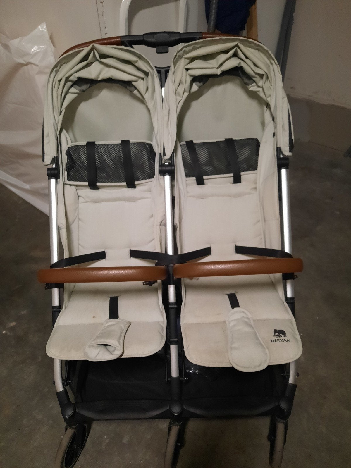 Deryan rolo x2 kinderwagen, buggy, kleur nougat, Kinderen en Baby's, Tweelingen en Meerlingen, Ophalen of Verzenden, Gebruikt