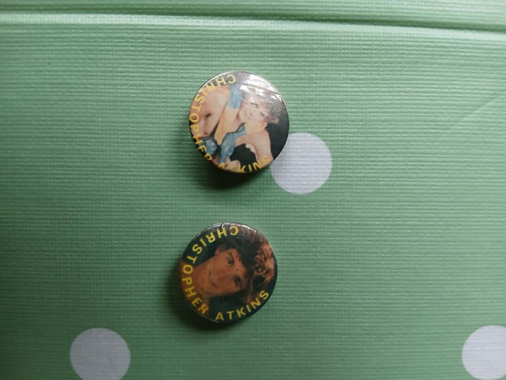 Vintage Christopher Atkins Buttons, Ophalen of Verzenden, Gebruikt, Figuurtje, Button