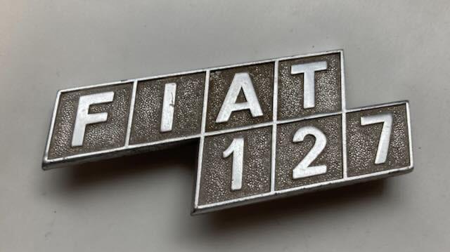 Fiat 127 logo embleem merk, Ophalen of Verzenden, Gebruikt, Auto's