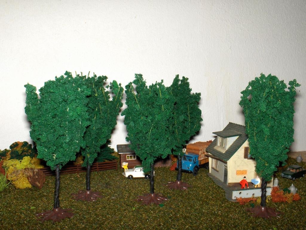 5 populieren 11cm. hoog Vero / Auhagen AANBIEDING, Overige merken, Natuur, Gelijkstroom of Wisselstroom, Nieuw