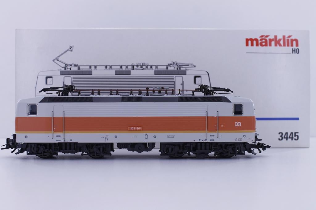 Marklin 3445 HO BR 143 DR, Hobby en Vrije tijd, Modeltreinen | H0, Zo goed als nieuw, Locomotief, Wisselstroom, Märklin, Analoog
