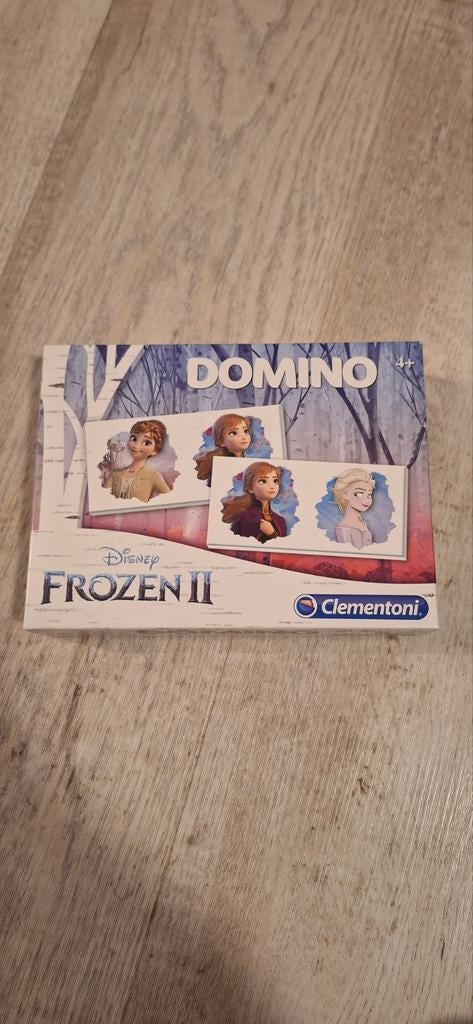 Frozen 2 Domino Spel, Hobby en Vrije tijd, Gezelschapsspellen | Bordspellen, Ophalen of Verzenden, Zo goed als nieuw, Clementoni