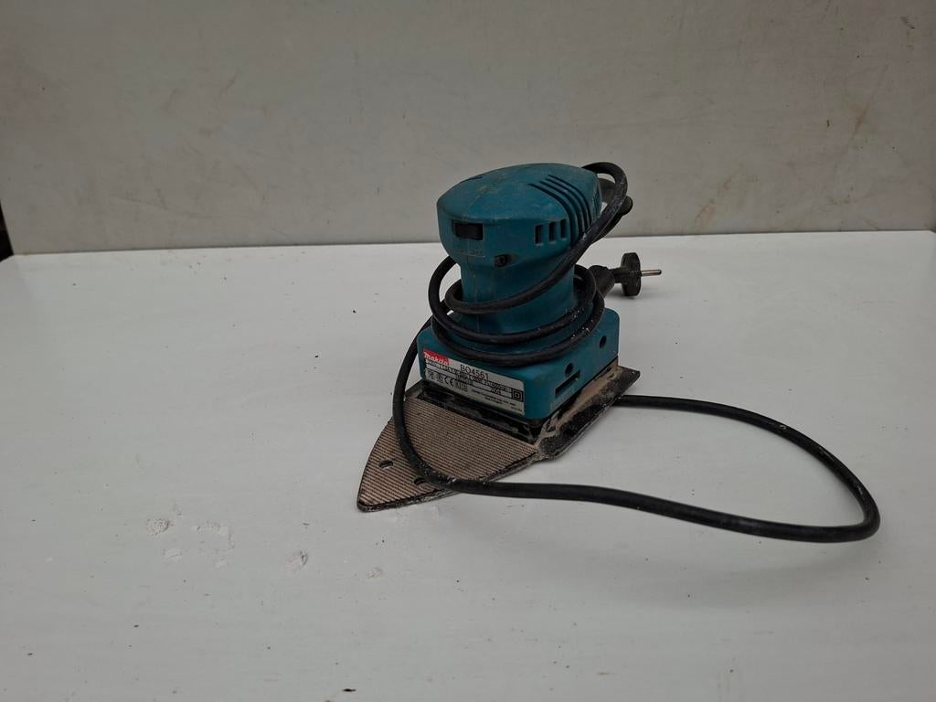 Makita Vlakschuurmachine BO4561, Doe-het-zelf en Verbouw, Gereedschap | Schuurmachines, Gebruikt, Vlakschuurmachine, Minder dan 600 watt