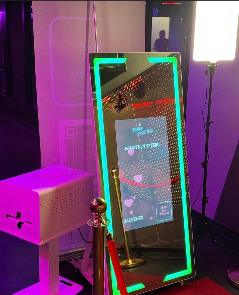 Photobooth (spiegel booth) - openingsactie 🎉, Hobby en Vrije tijd, Feestartikelen | Verhuur, Nieuw, Overige, Ophalen of Verzenden
