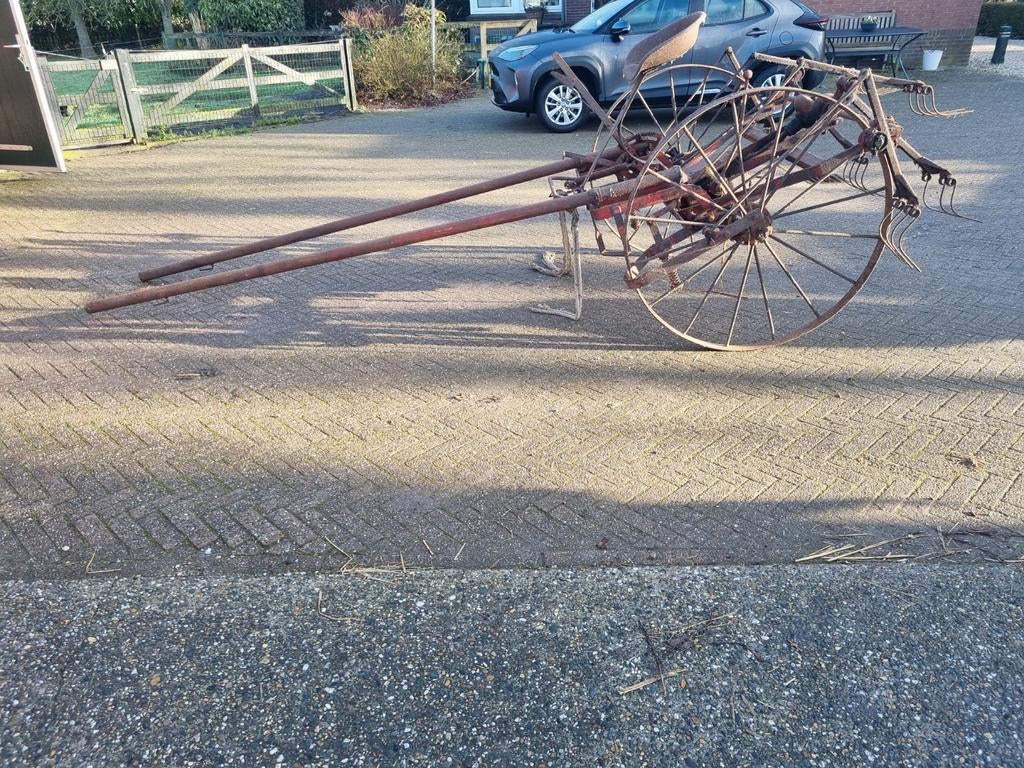 Mooien vork schuder, Ophalen