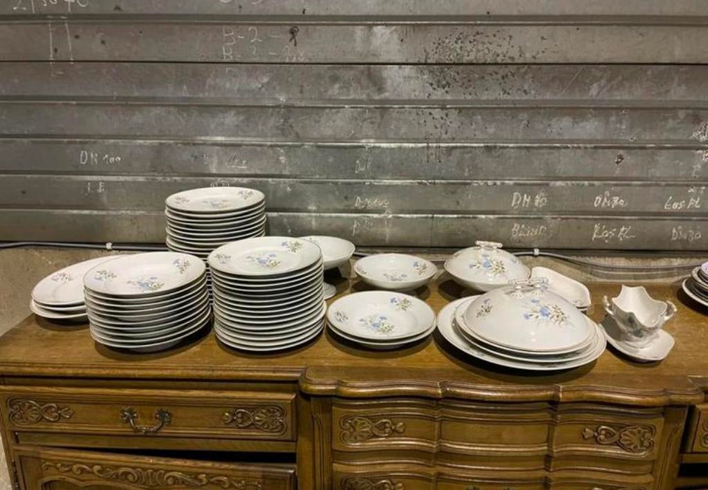 Antiek frans servies compleet, Antiek en Kunst, Antiek | Servies compleet, Ophalen of Verzenden