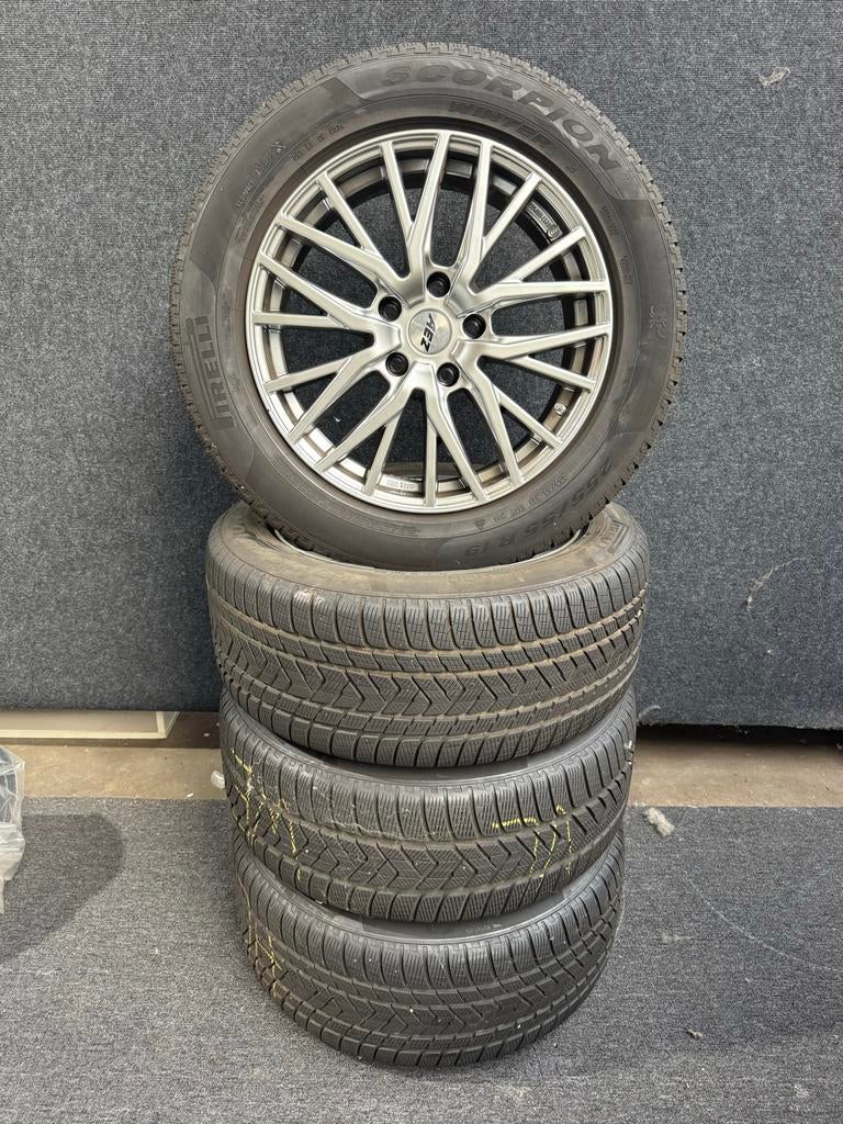 Porsche Cayenne Winterset 19 inch AEZ, Auto-onderdelen, Gebruikt, 255 mm, Banden en Velgen, Winterbanden