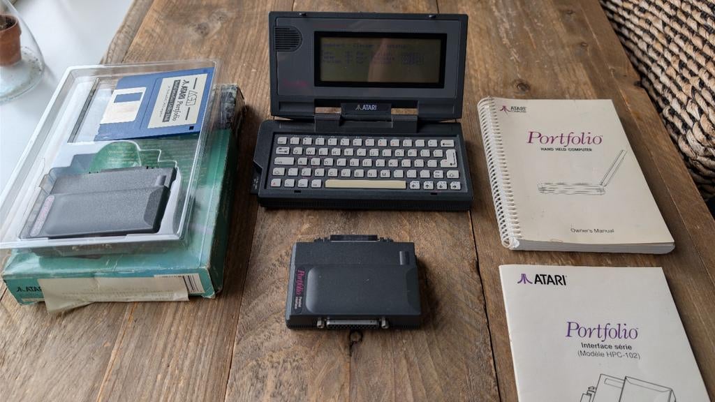 Atari Portfolio Handheld Computer - Zeldzaam!, Ophalen of Verzenden, Atari