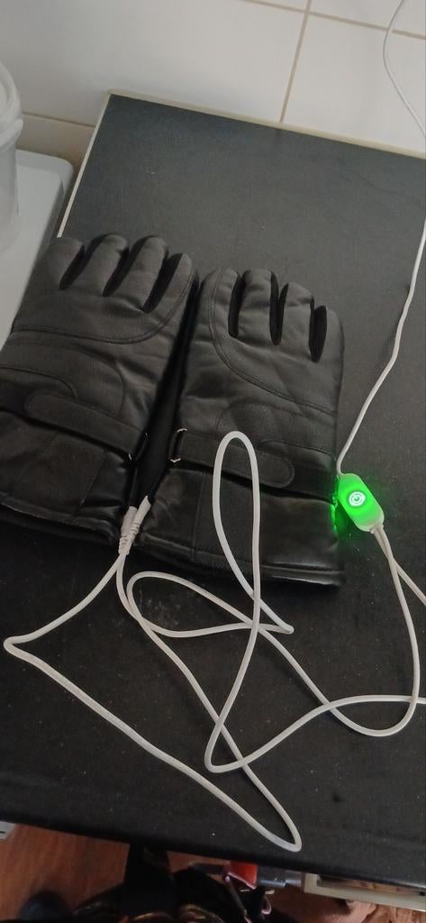 Verwarmde Handschoenen exclusief powerbank - Universeel, Kleding | Heren, Mutsen, Sjaals en Handschoenen, Nieuw, Overige maten