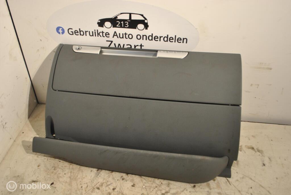 Dashboardkastje Audi TT 8N 1.8 5V Turbo ('98-'06) 8N1857095, Auto-onderdelen, Dashboard en Schakelaars, Audi, Gebruikt, Audi, Ophalen of Verzenden