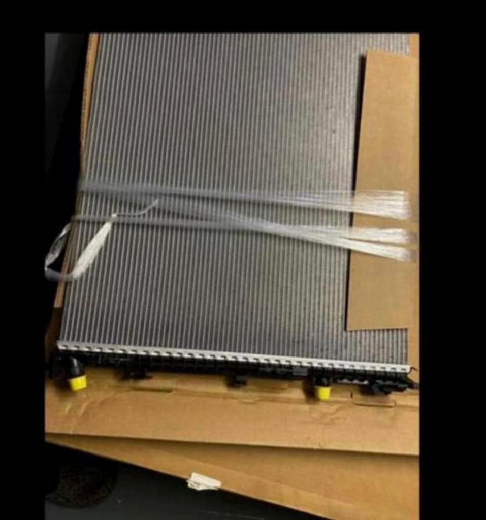 BMW X3 Radiator nieuw Ondernr 1711946895, Ophalen of Verzenden