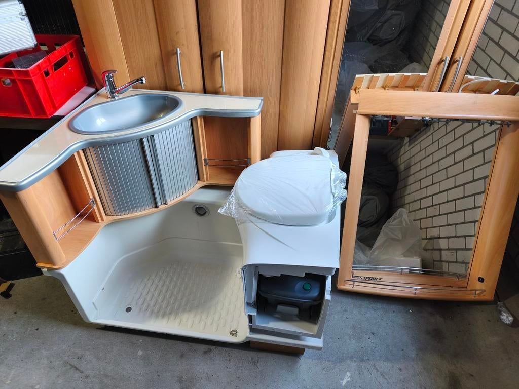 Camper badkamer meubel met douchebak, Ophalen, Zo goed als nieuw