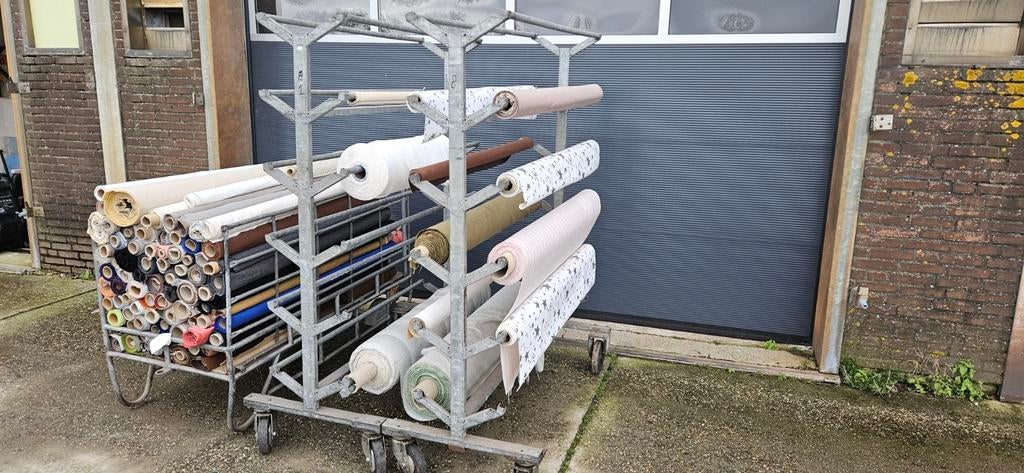 Grote partij stoffen op rol en rol containers, Ophalen of Verzenden, Textiel