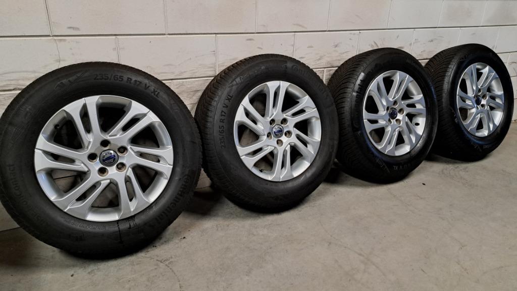 Foto 9 van Lichtmetalen velgen Volvo XC60 XC40 C40 EC40 V90cc 235/65/17