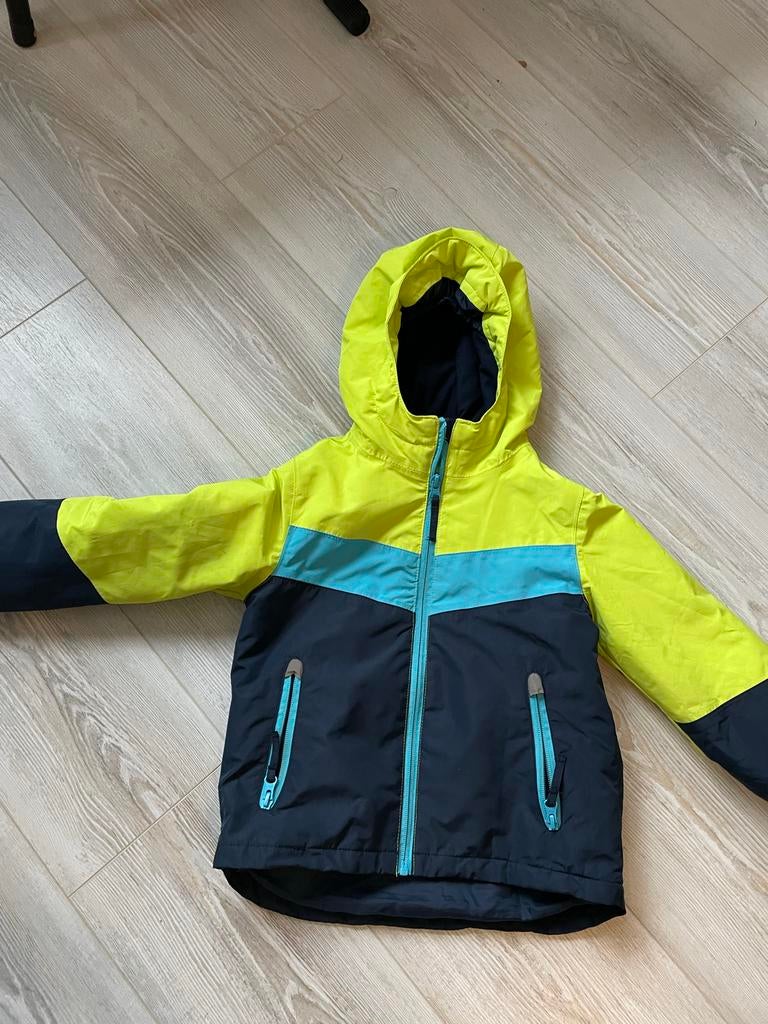 Ski jas voor kind maat 110-116., 100 tot 140 cm, Zo goed als nieuw, Kleding, Ophalen