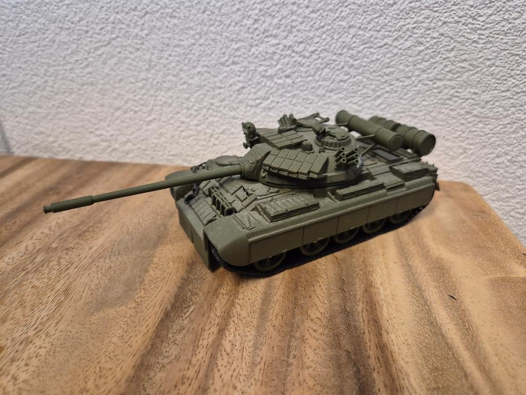 James Bond 007 1:43 T-55 tank Goldeneye, Overige merken, Ophalen of Verzenden, Zo goed als nieuw, James Bond