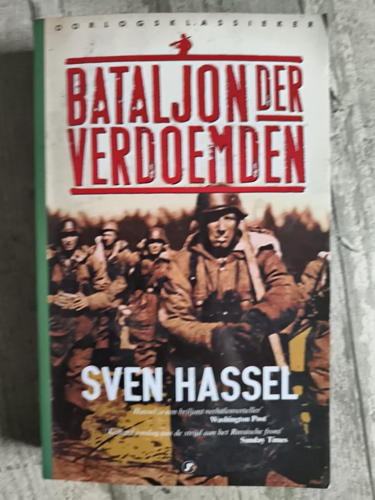 Bataljon der Verdoemden - Sven Hassel, Goede Staat, Boeken, Oorlog en Militair, Zo goed als nieuw, Tweede Wereldoorlog, Ophalen of Verzenden