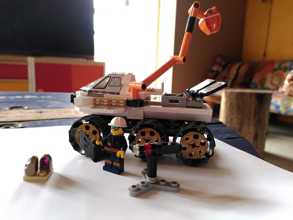 Lego city ruimtevaart testrit rover 60225 compleet, Ophalen of Verzenden, Zo goed als nieuw