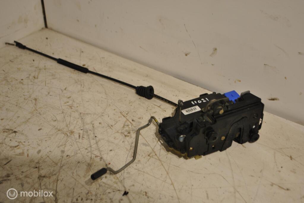 Deurslotmechaniek rechtsvoor Vw Polo 9N 1.4-16V C3B1837016BP, Auto-onderdelen, Gebruikt, Volkswagen, Ophalen of Verzenden, Volkswagen