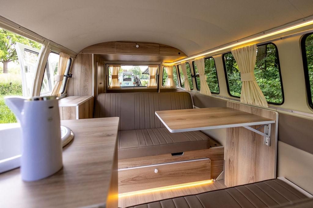 Volkswagen T1 en T2 Bus/campers/Kever Oldtimer Centrum Twent, foto 10