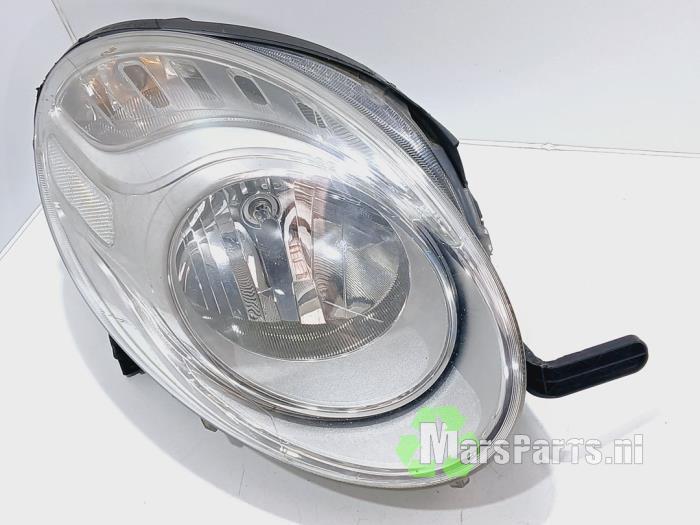 Koplamp rechts van een Fiat 500L
