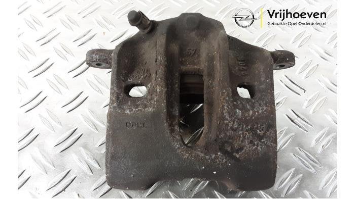 Remklauw (Tang) rechts-voor van een Opel Omega (Omega B 94-), Auto-onderdelen, Gebruikt, -, -, Opel