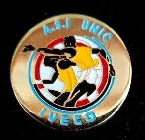 Iveco A.S.I. Unic pin, Verzenden, Nieuw, Transport, Speldje of Pin
