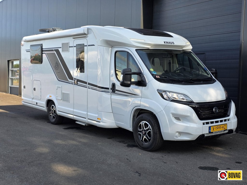 Knaus Sky TI 700 MEG Platinum Selection, Automaat, Ringverwarming, Startonderbreker, 7 tot 8 meter