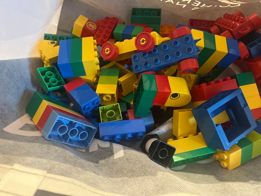 Grote partij Duplo met poppetjes en voertuigen, Ophalen, Inclusief minifiguren, Gebruikt, Duplo