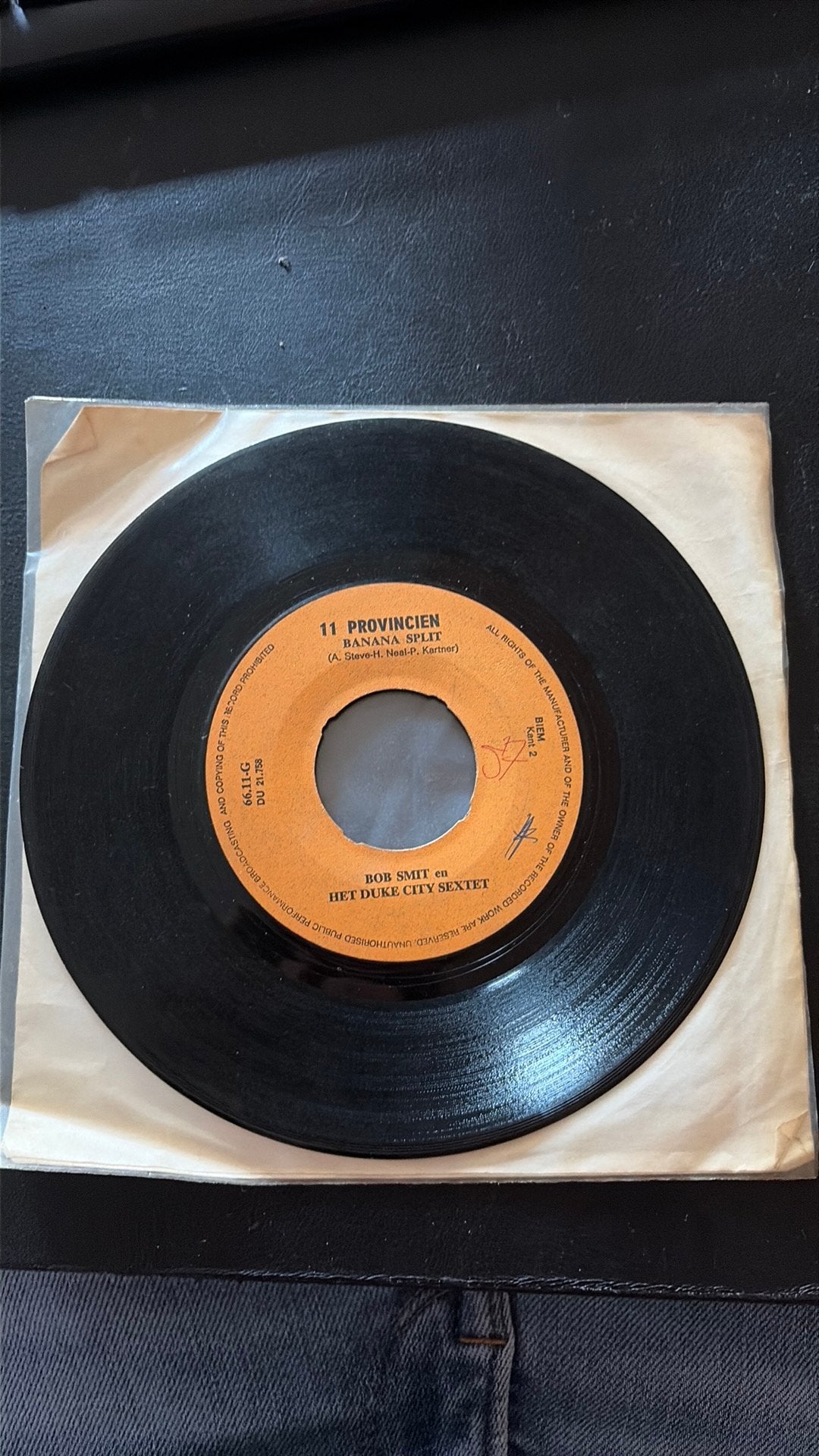 Bob Smit en het duke city sextet - banana split single, Ophalen of Verzenden, Zo goed als nieuw, Overige formaten, Levenslied of Smartlap