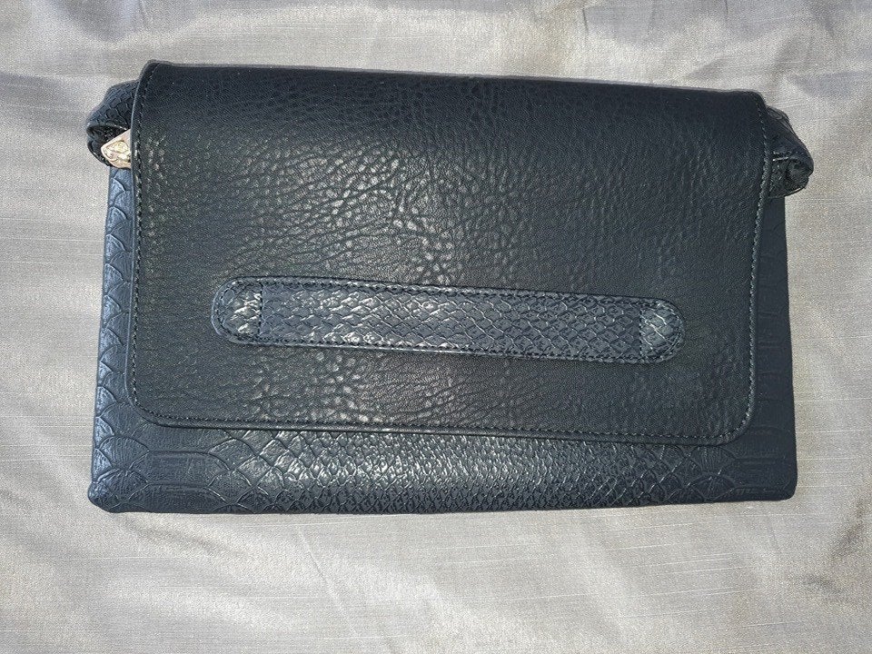 Donkerblauwe clutch met slangenprint, Ophalen of Verzenden, Nieuw, Blauw, Avondtasje