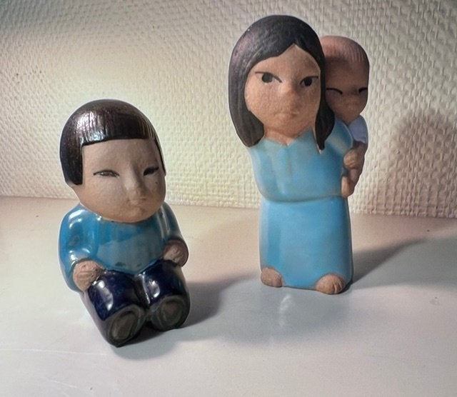 "Kinderen van de wereld"  Lisa Larson. Zweden, Ophalen of Verzenden