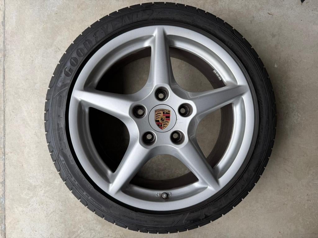 Porsche Carrera III 18" velgen met zomerbanden, Ophalen, 18 inch, Gebruikt, Banden en Velgen