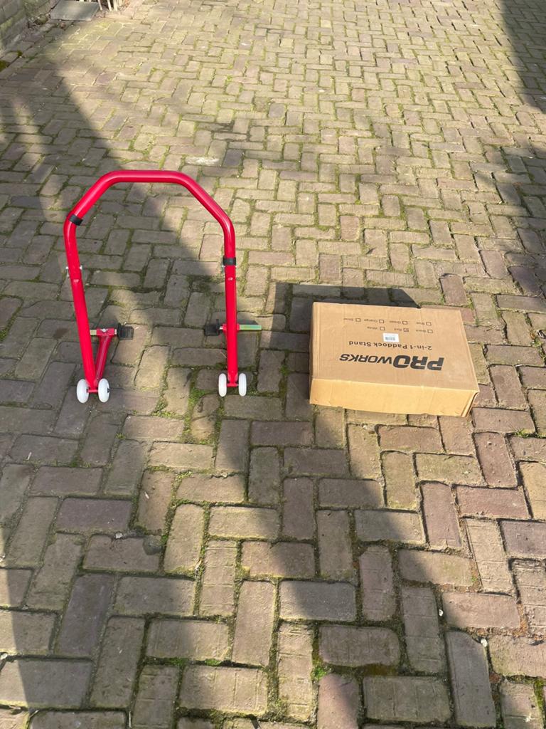 Proworks paddock stand, Ophalen