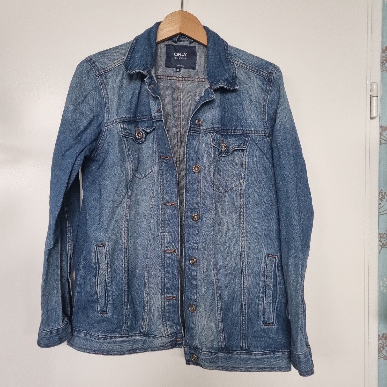 Dames spijkerjas maat 38, Kleding | Dames, Jassen | Zomer, Maat 38/40 (M), Only, Blauw, Ophalen of Verzenden