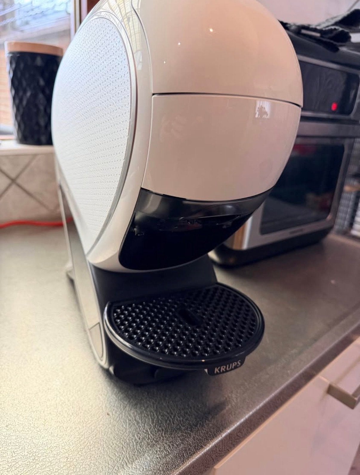 Nescafé Dolce Gusto Krups koffiezetapparaat, Koffiemachine, Ophalen of Verzenden, Zo goed als nieuw, 1 kopje