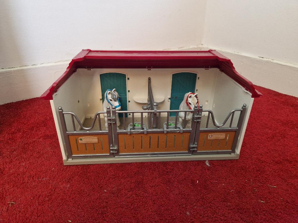 Schleich stalletje, Ophalen of Verzenden, Nieuw