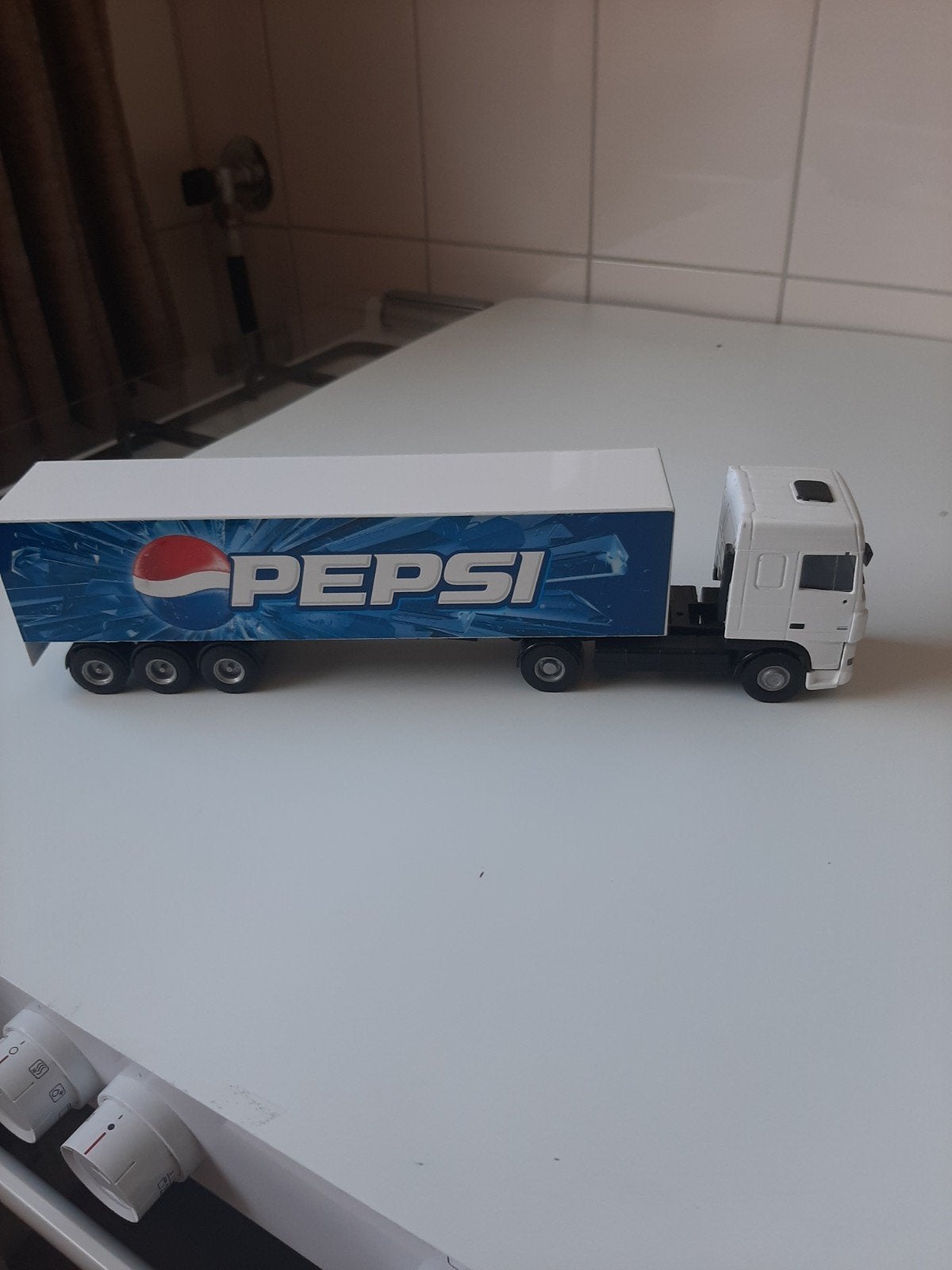 schaalmodel 1:50 Lion Car, Ophalen of Verzenden, Bus of Vrachtwagen, Overige merken