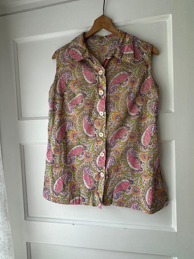 Vintage retro jaren 70 paisley liberty mouwloze blouse, Kleding | Dames, Blouses en Tunieken, Ophalen of Verzenden, Zo goed als nieuw