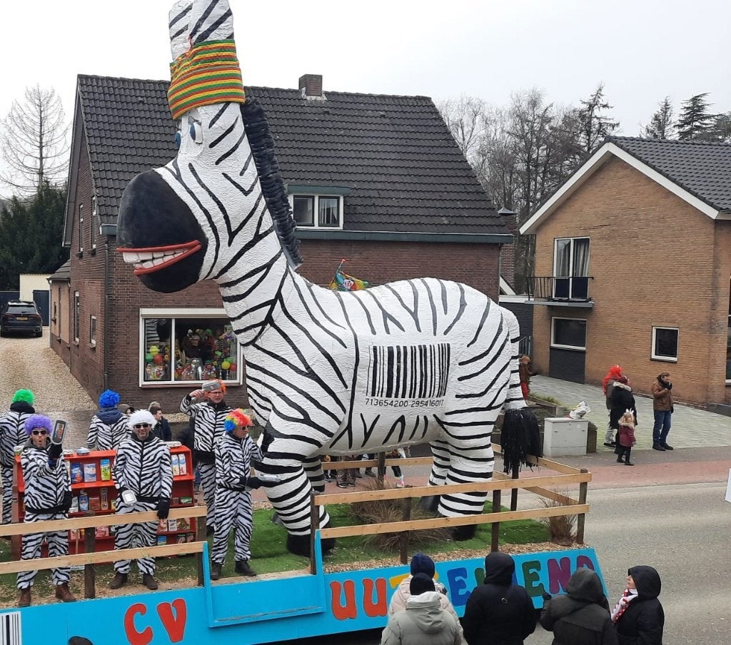 Zebra opbouw carnavalswagen, Hobby en Vrije tijd, Feestartikelen, Ophalen, Gebruikt, Overige typen, Carnaval