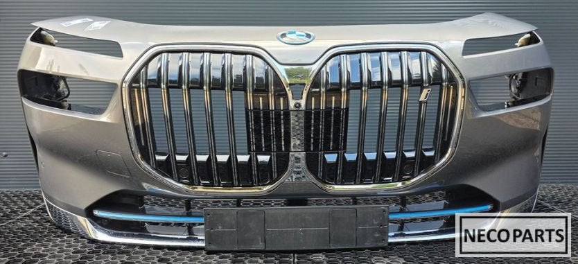 BMW 7 G70 VOORBUMPER COMPLEET ORIGINEEL ALLES LEVERBAAR!!!, Gebruikt, -, Voor, -