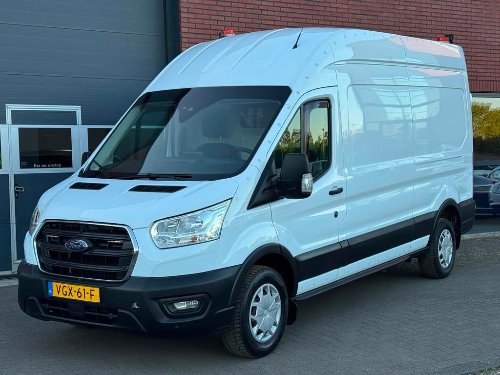 Ford Transit 350 2.0 TDCI L3H3 Trend MHEV RWD Hybrid Airco C, Auto's, Euro 6, 4 cilinders, Wit, Bedrijf