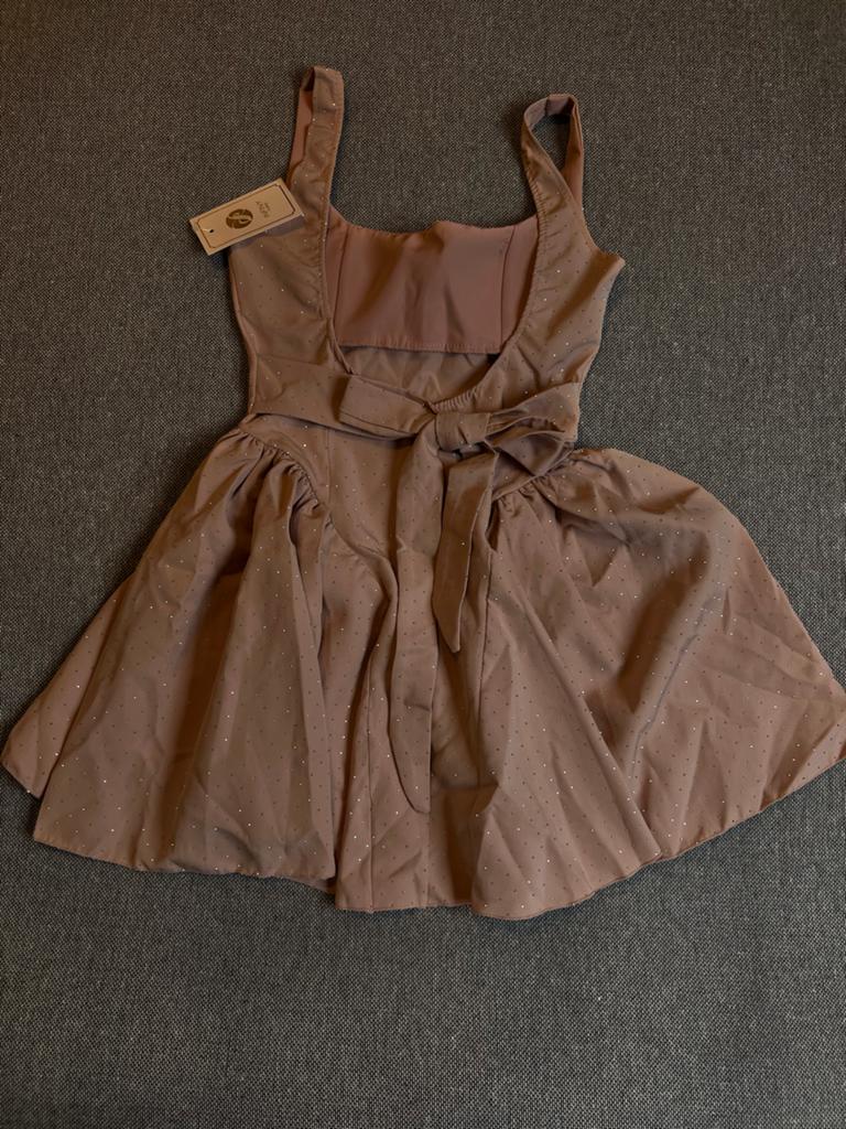 Roze jurk met glitterdetails - Nieuw met kaartje, Kleding | Dames, Jumpsuits, Ophalen of Verzenden, Zo goed als nieuw
