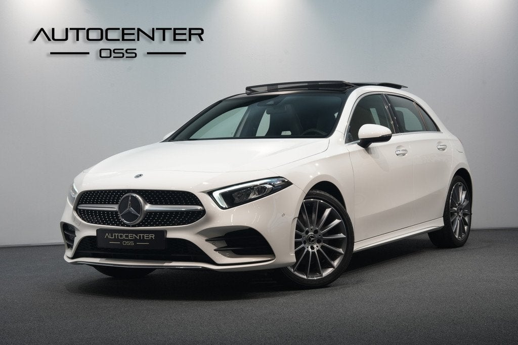 Mercedes-Benz A-Klasse 250 e AMG  PANO  TREKHAAK  K, 12 maanden, Gebruikt, Zwart, 4 cilinders