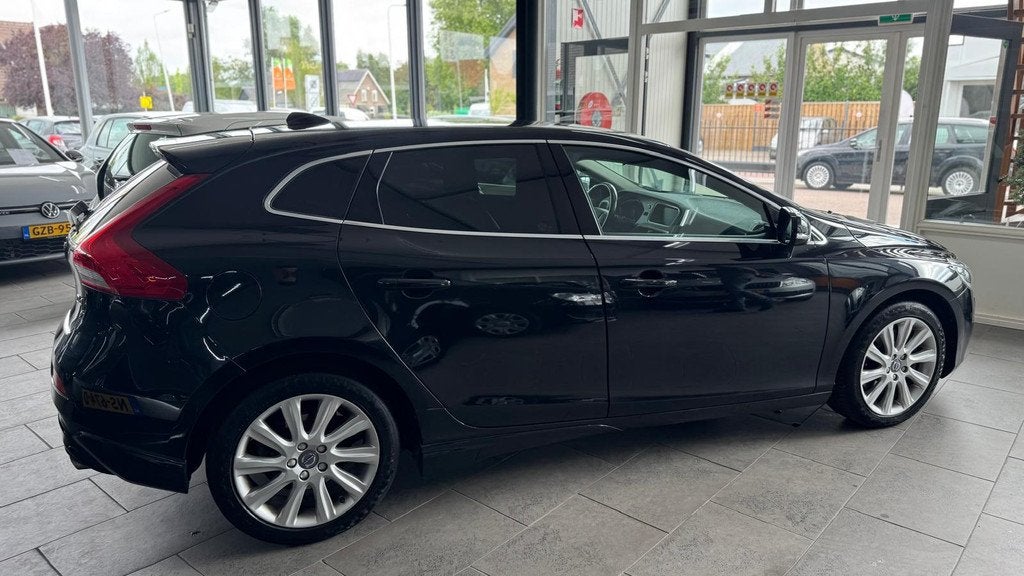 Volvo V40 2.0 D4 Ocean Race Euro 6 190pk xenon leer navi cli, Auto's, Volvo, Voorwielaandrijving, Gebruikt, Leder en Stof, Zwart