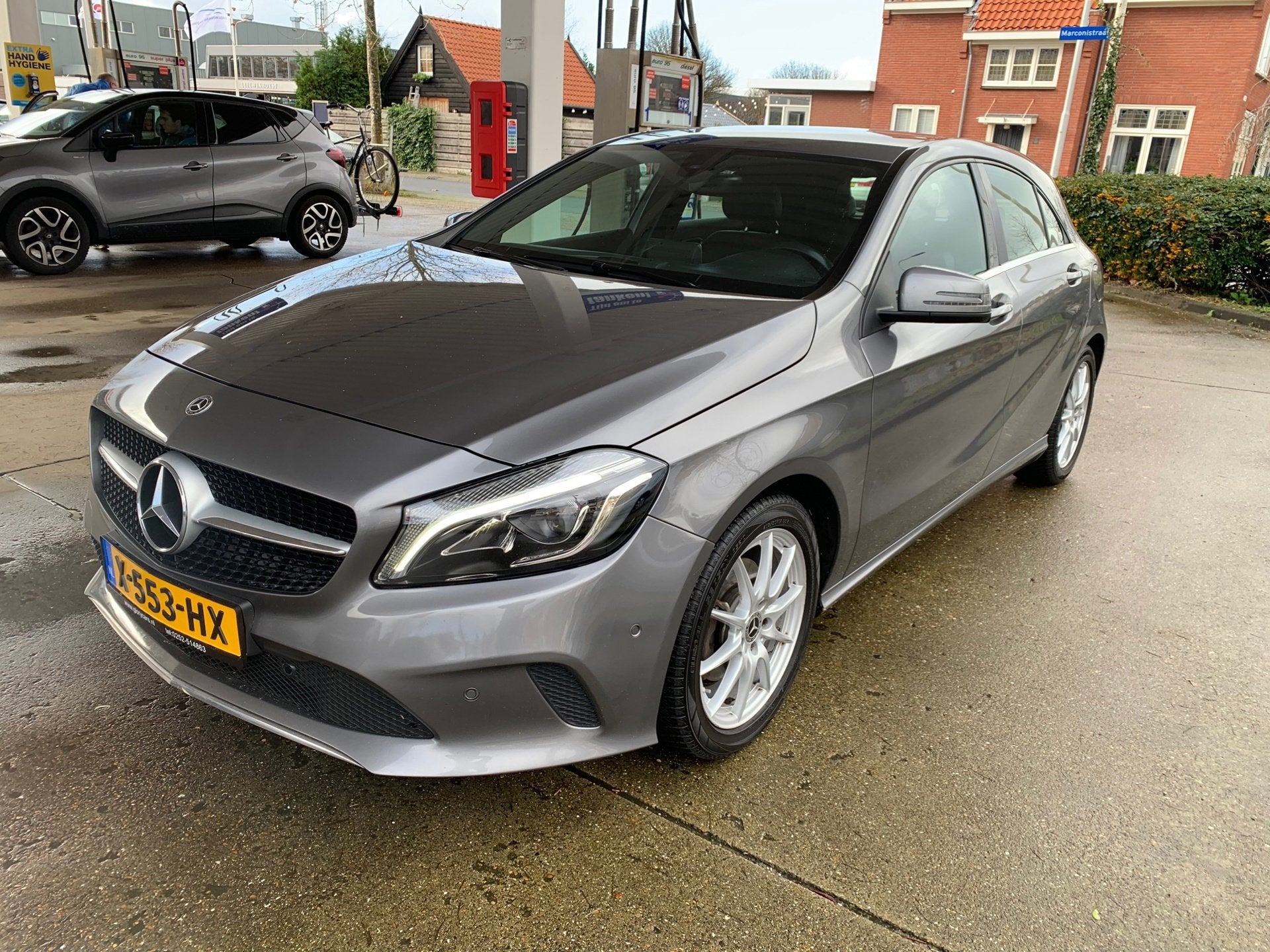 Mercedes-Benz A-klasse AUTOMAAT-NAVI-CAMERA-LED-NIEUWE APK, Auto's, Gebruikt, 4 cilinders, 122 pk, 19 km/l