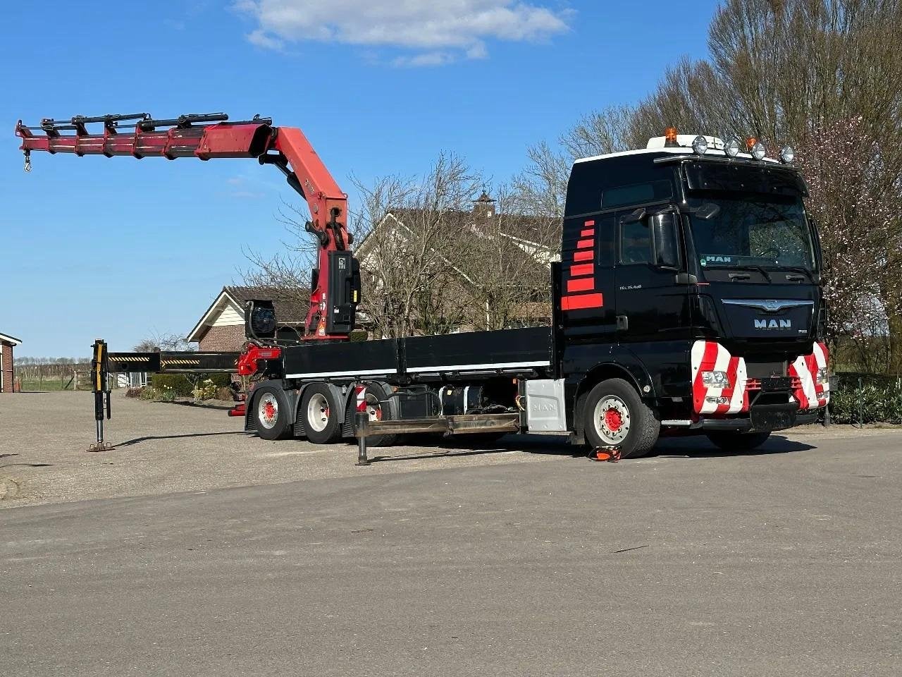 MAN TGX 35.480!8x4 TRIPLE!HIAB 62tm!CRANE/GRUE!EURO6! DK1053, Automaat, Euro 6, Standkachel, MAN