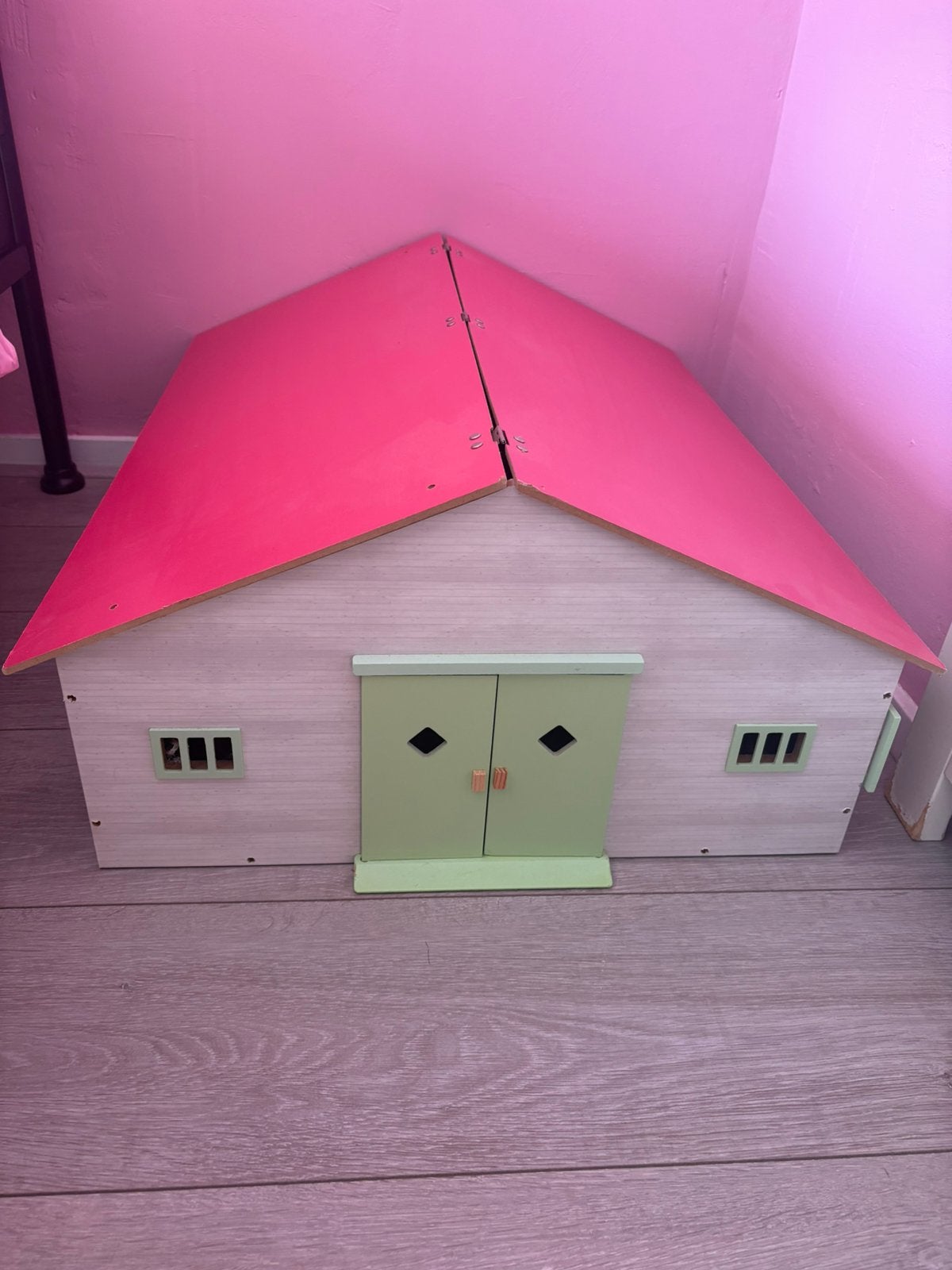 Kids Globe • Paarden stal • Schleich, Ophalen, Zo goed als nieuw, Poppenhuis