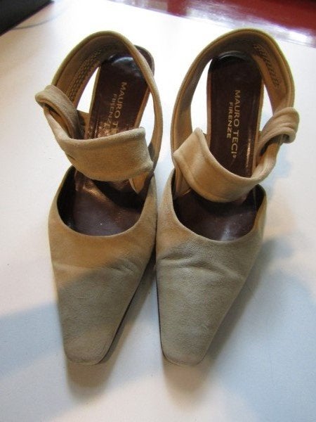 D985 MAURO TECI mt 39 pumps beige suède leder, Kleding | Dames, Schoenen, Mauro Teci, Pumps, Verzenden, Beige