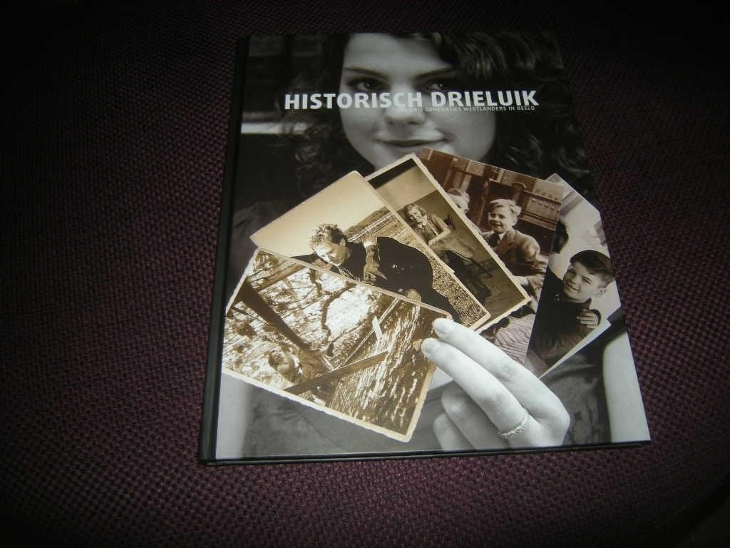 Drie generaties Westlanders in beeld, Boeken, Ophalen of Verzenden, Gelezen